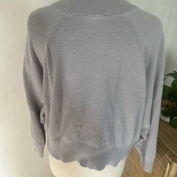 Varley - Picture 2 of 7